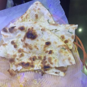 garlic naan very good