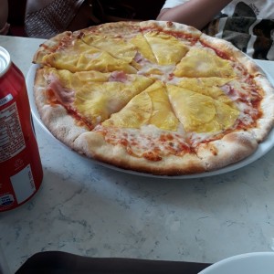 Pizza Hawaiana