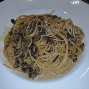 spaghetti crema di funghi porcini