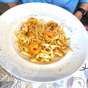 pasta con camarones