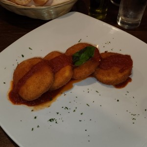 Entradas - Mozzarella in Carrozza