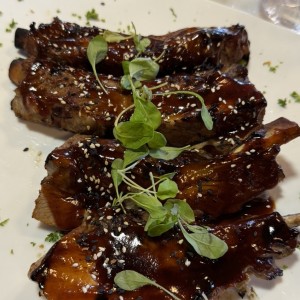 Costillas BBQ medio Rack