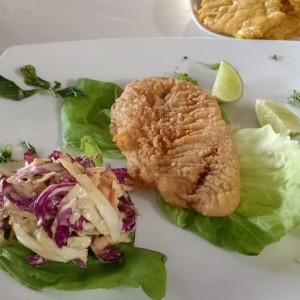 Pescado con patacones