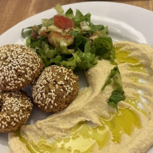 4 Falafel + Crema