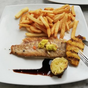 Principales - Filete de pescado A la plancha