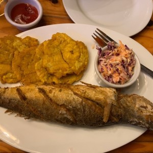 Platos Fuertes - Pescado Frito Veracruz