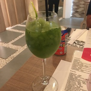 limonada con hierbabuena