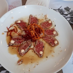 Entradas/Carpaccio - Maguro Tataki