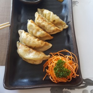 Entradas/Carpaccio - Gyoza (5 unidades)