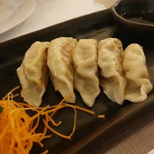 Entradas/Carpaccio - Gyoza (5 unidades)