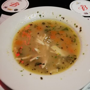 Sopa de pollo