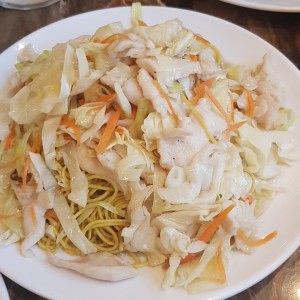 Chow Mein De Pollo