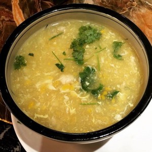 sopa de maiz con pollo