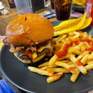 Top Burgers - American Cheese Bacon