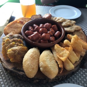 bandeja tipica