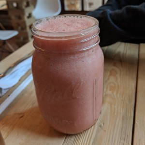 Batido de fresa y guineo