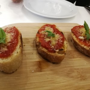 Crostini Pomodoro 