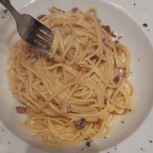 linguini en salsa blanca