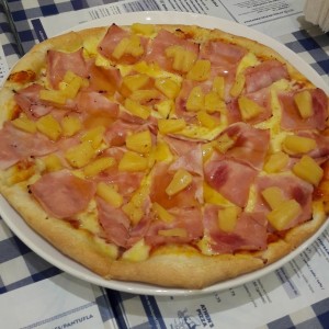 Pizza Hawaina