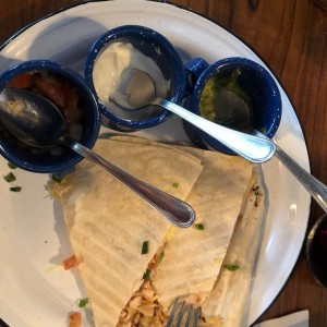 Quesadillas con Extra Pollo