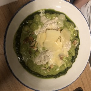 Gnocchi Al Pesto Rustico