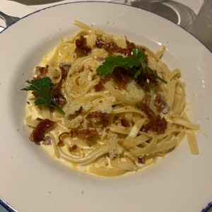 Fetuccini a la Carbonara