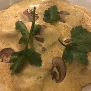 delicioso tortellni fungi