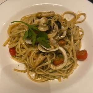 Linguini frutos del mar