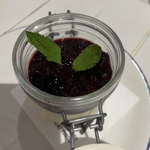 Panna Cotta de Frutos Rojos