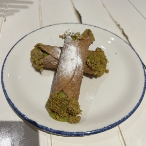 Cannoli di Pistacchio