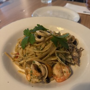 Linguini Frutti Di Mare