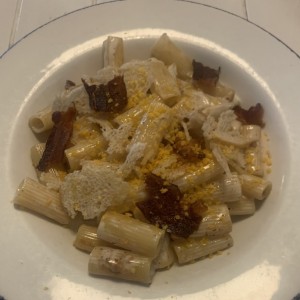 Rigatoni Ni Carbonara Ni Alfredo