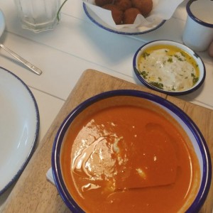 sopa de tomate