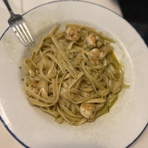 Fetuccini Aglio, Olio E Gamberetti