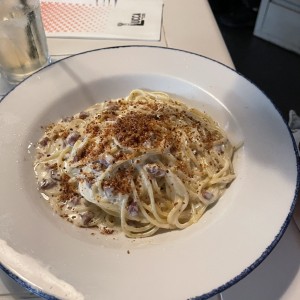 Spaghetti Alfredo e Prosciutto