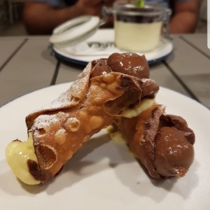 Cannolli Nutella