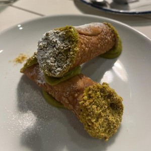 Cannolli de Pistacho 