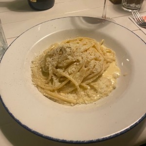 Bucatini Cacio E Pepe