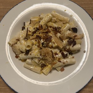 Rigatoni Ni Carbonara Ni Alfredo