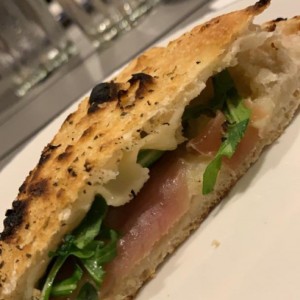 FOCACCIA LUCCA