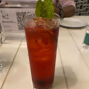 Mojito de frutos del bosque 