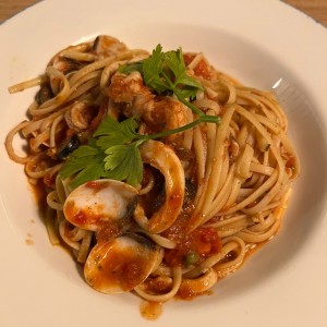 Linguini frutos del mar