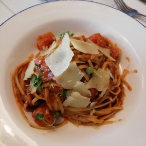 pasta al filetto di pomodoro