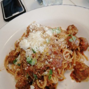 spaguetti y polpette