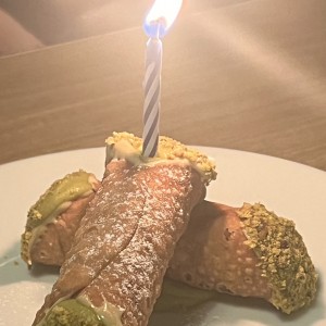 Canoli de pistachio