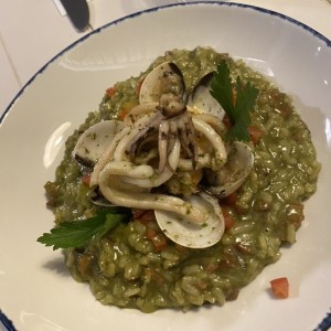 Fetuccini Aglio, Olio E Gamberetti