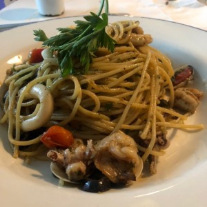 Linguini frutos del mar