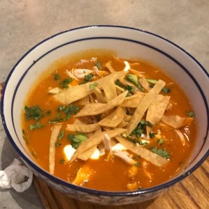 sopa de tortillas 