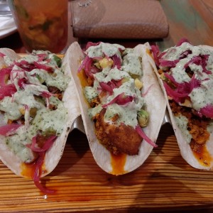 tacos con chorizo y queso frito