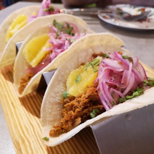 tacos de cochinita pibil